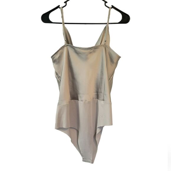 House of Harlow 1960 Silver Satin Draped Neck Bodysuit Size Large - Picture 2 of 5
